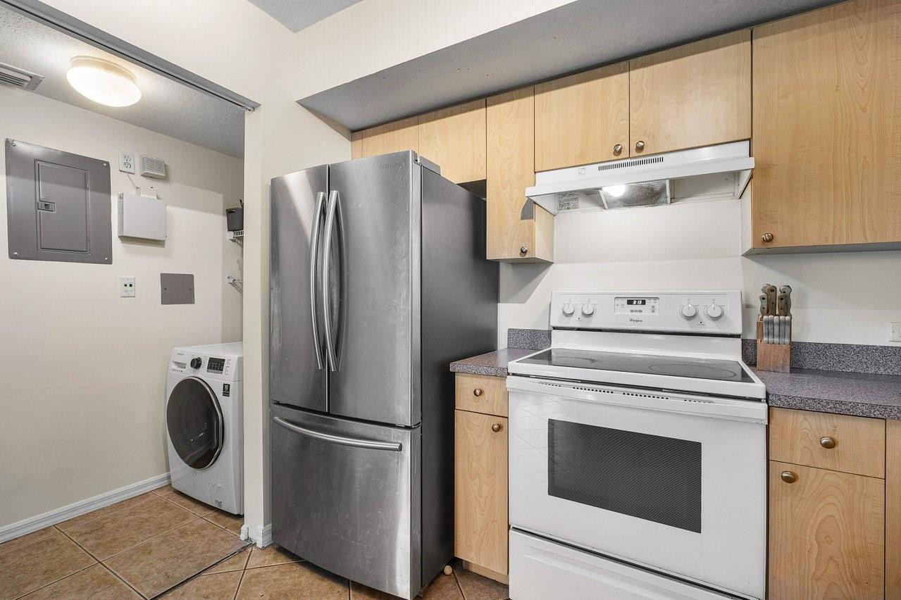 316 Villa Cir 316