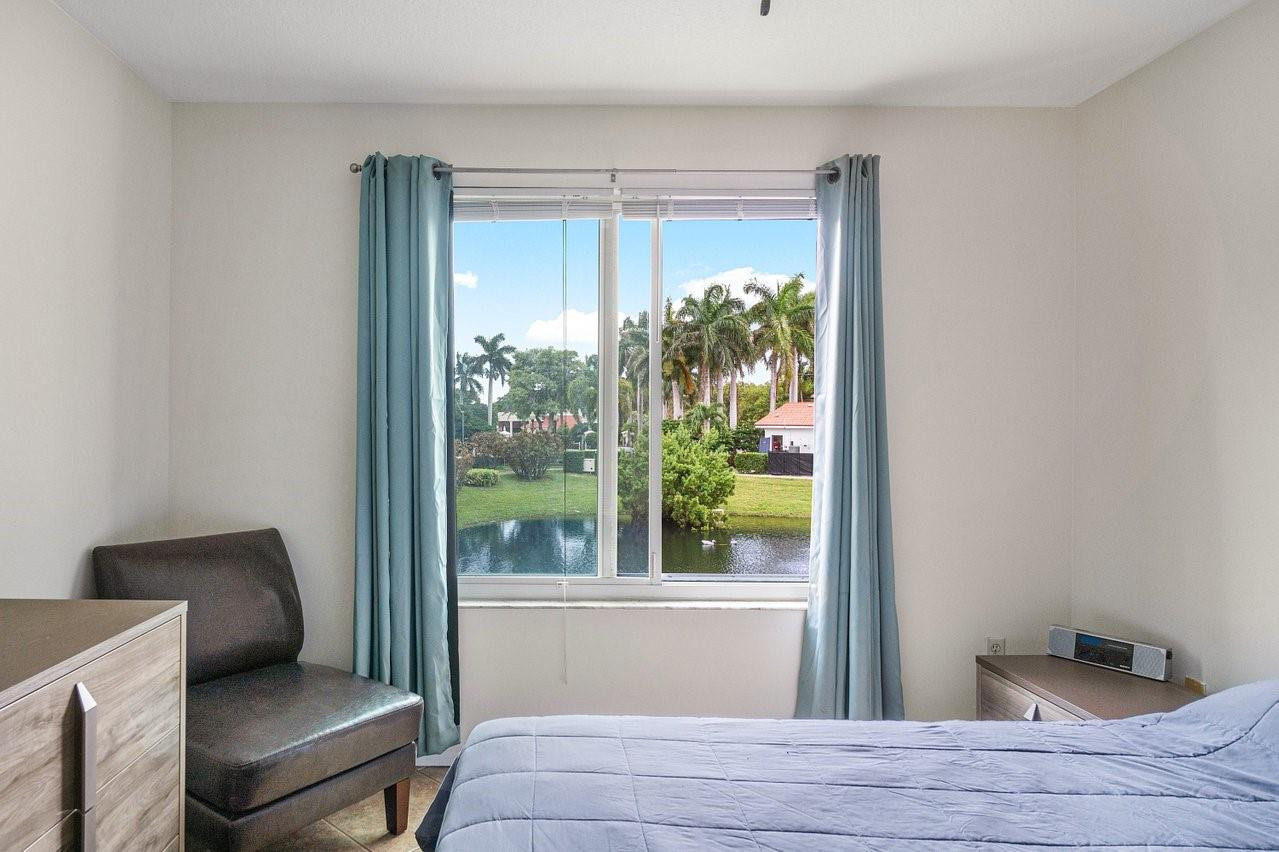 316 Villa Cir 316