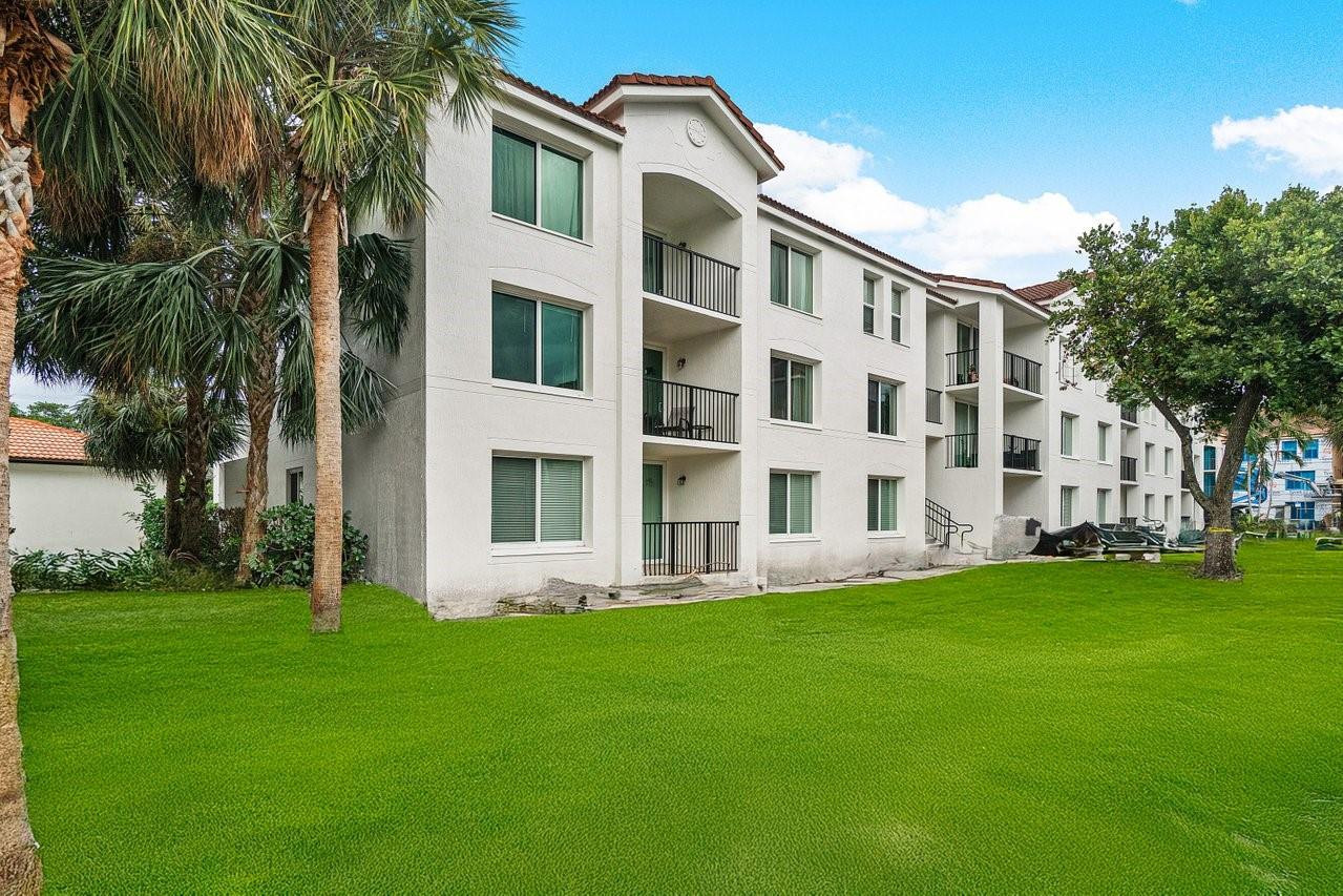 316 Villa Cir 316