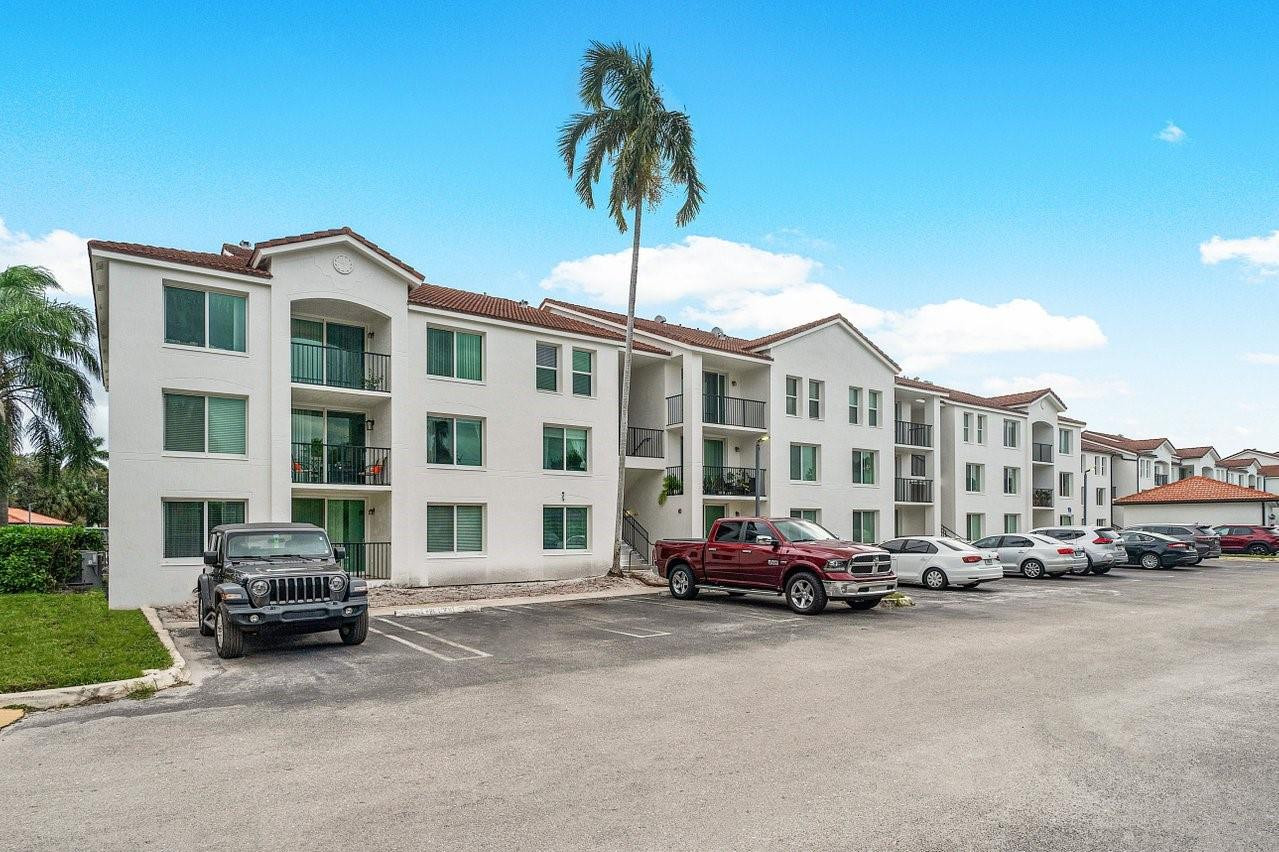 316 Villa Cir 316