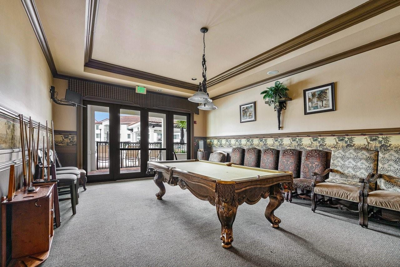 316 Villa Cir 316