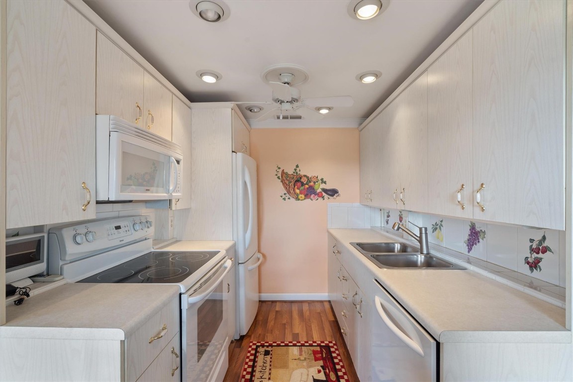 3099 Cornwall E 3099