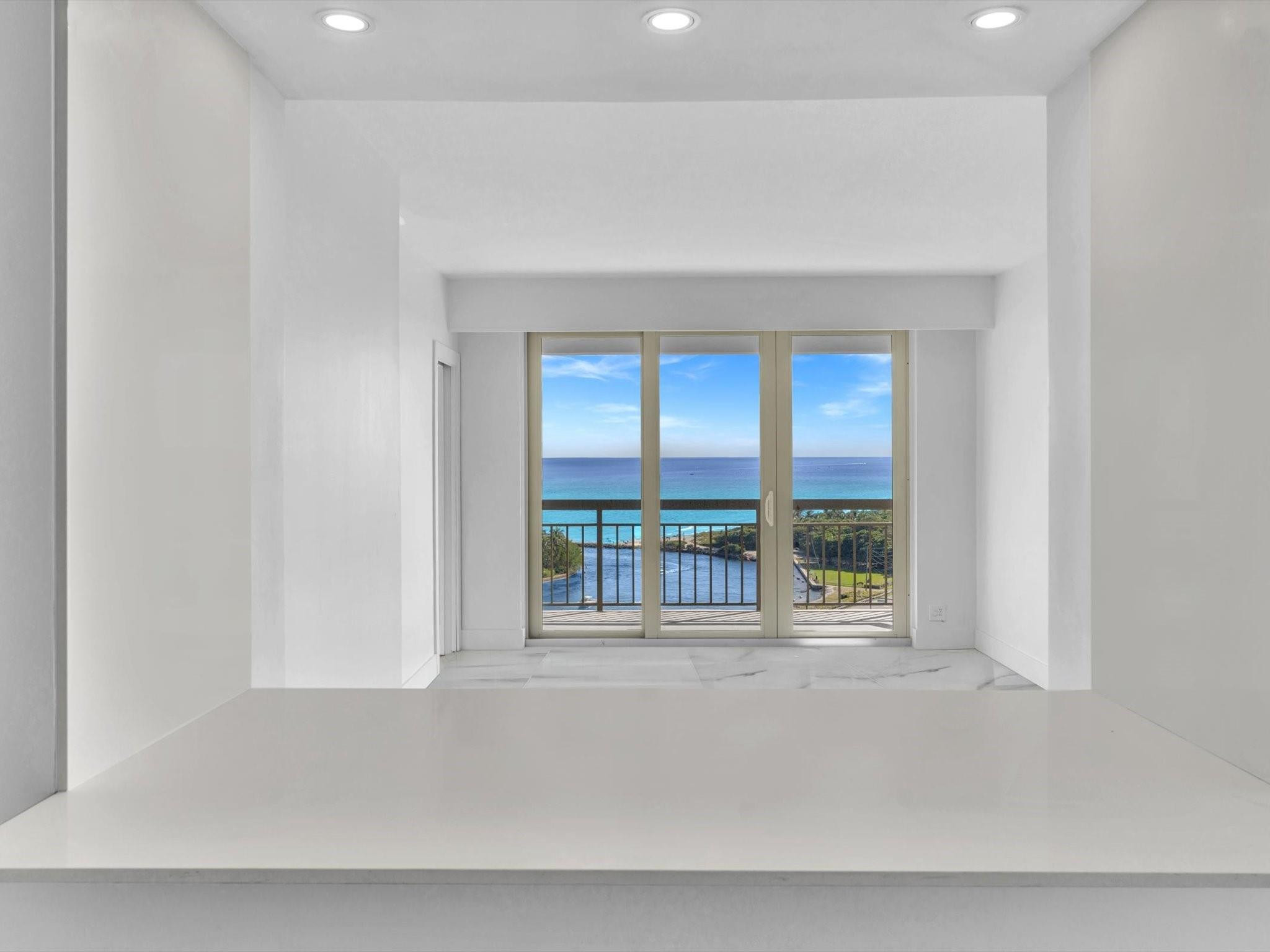 901 E Camino Real PH-1D, Boca Raton Unit: PH-1D