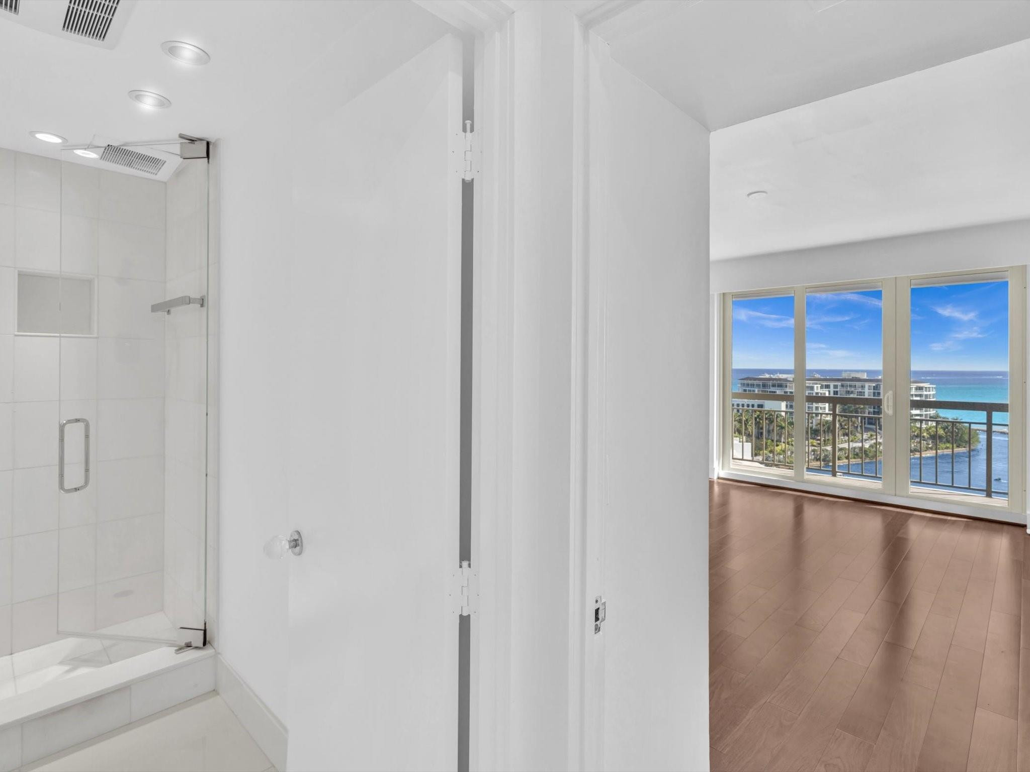 901 E Camino Real PH-1D, Boca Raton Unit: PH-1D