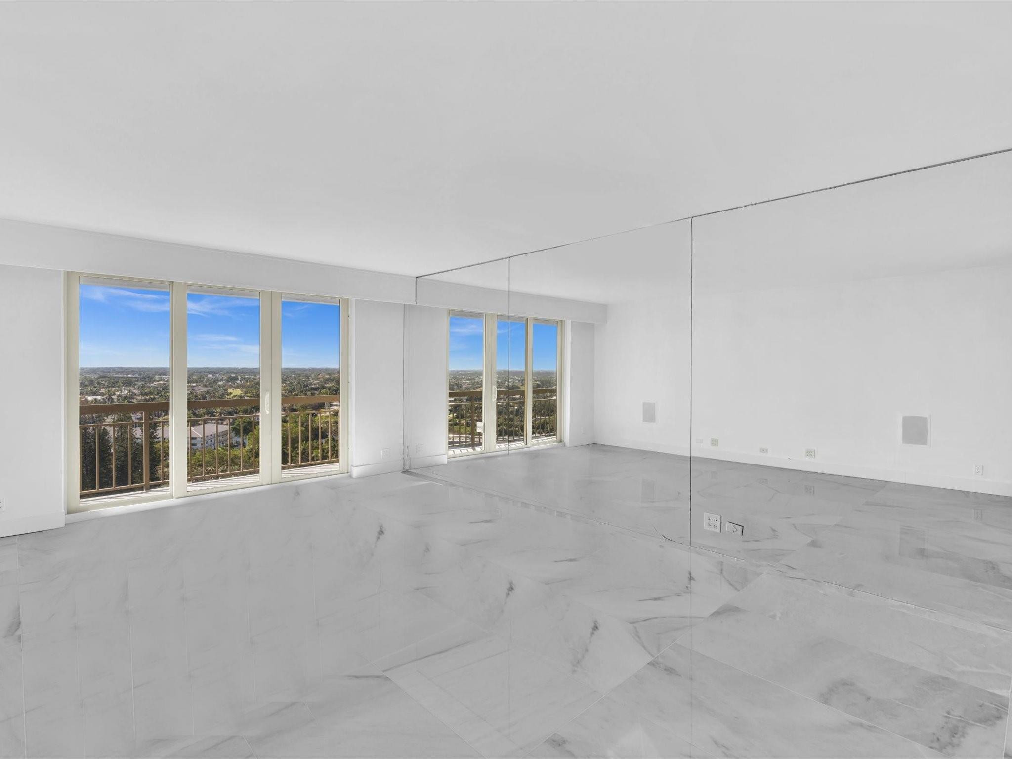 901 E Camino Real PH-1D, Boca Raton Unit: PH-1D