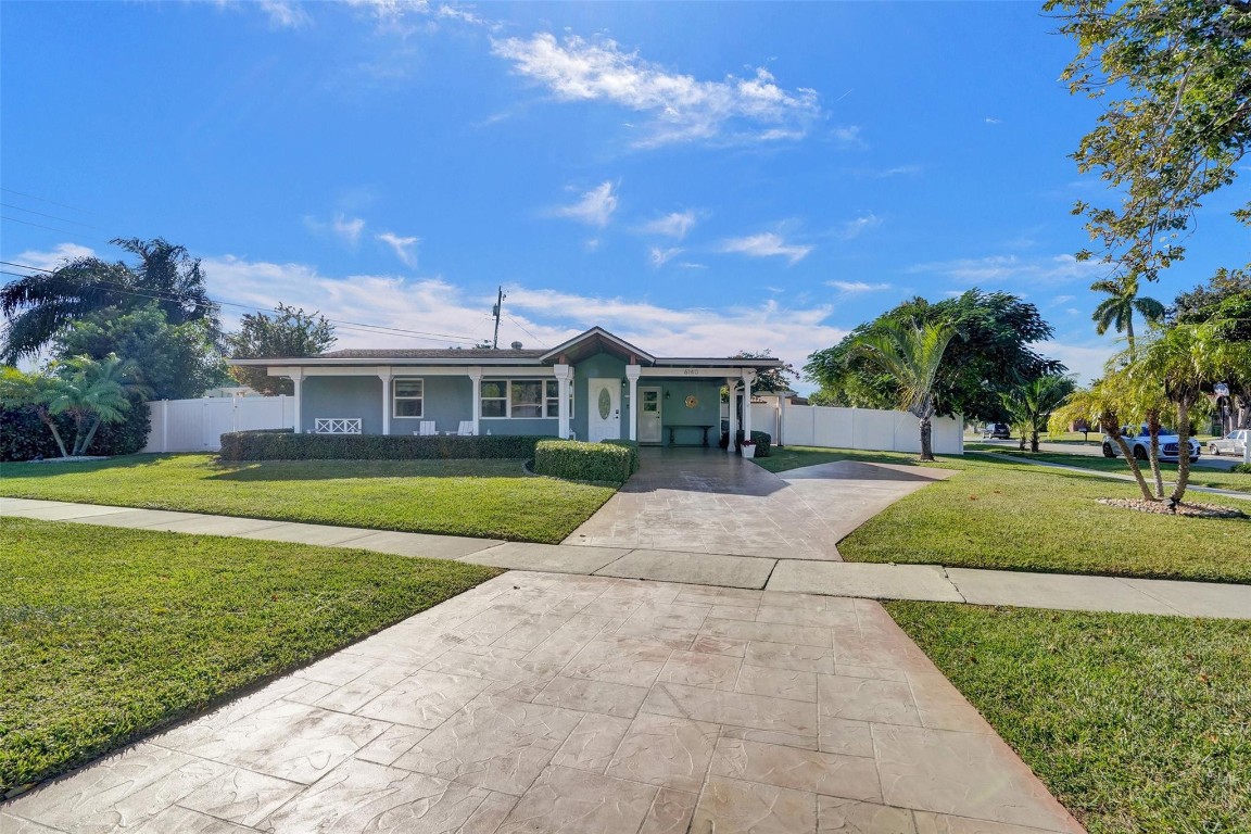 6140 NW 19th Ct