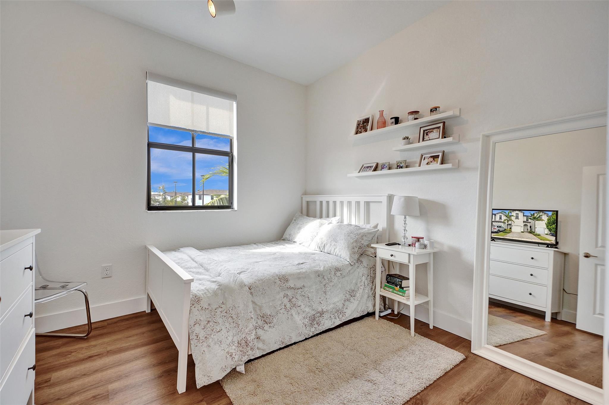 20313 NW 4th Ct 20313