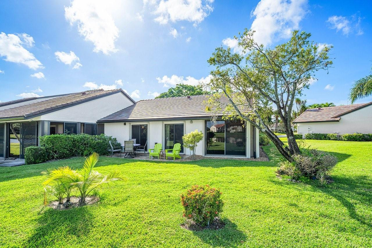 5526 Parkwalk Circle