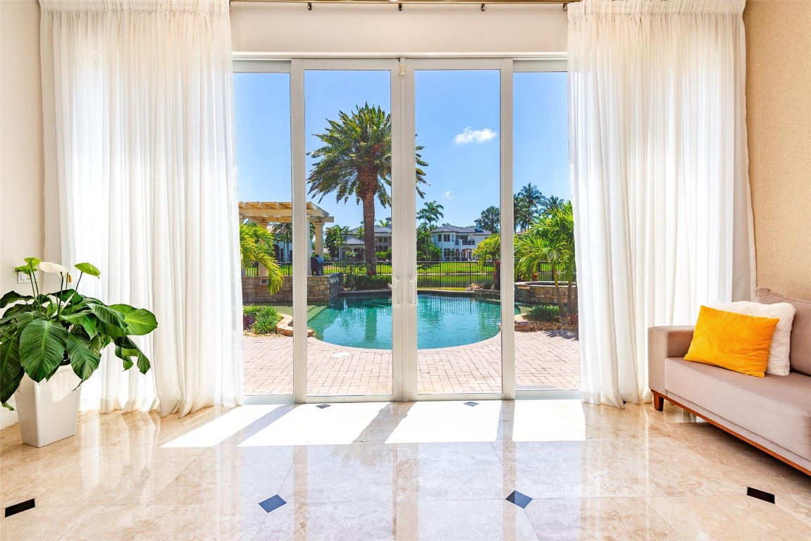 17586 Middlebrook Way