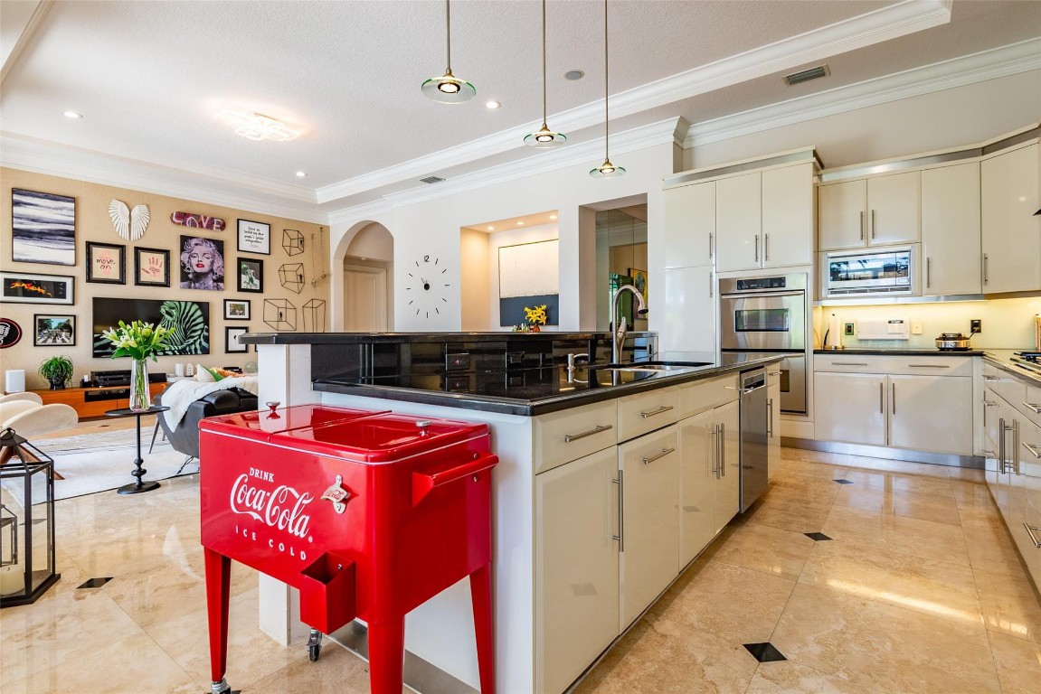 17586 Middlebrook Way