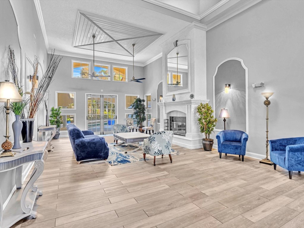 815 W Boynton Beach Boulevard 6-202, Boynton Beach Unit: 6-202