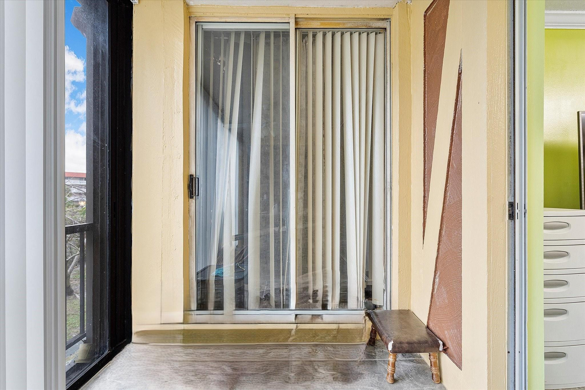 3690 Inverrary Drive 2E