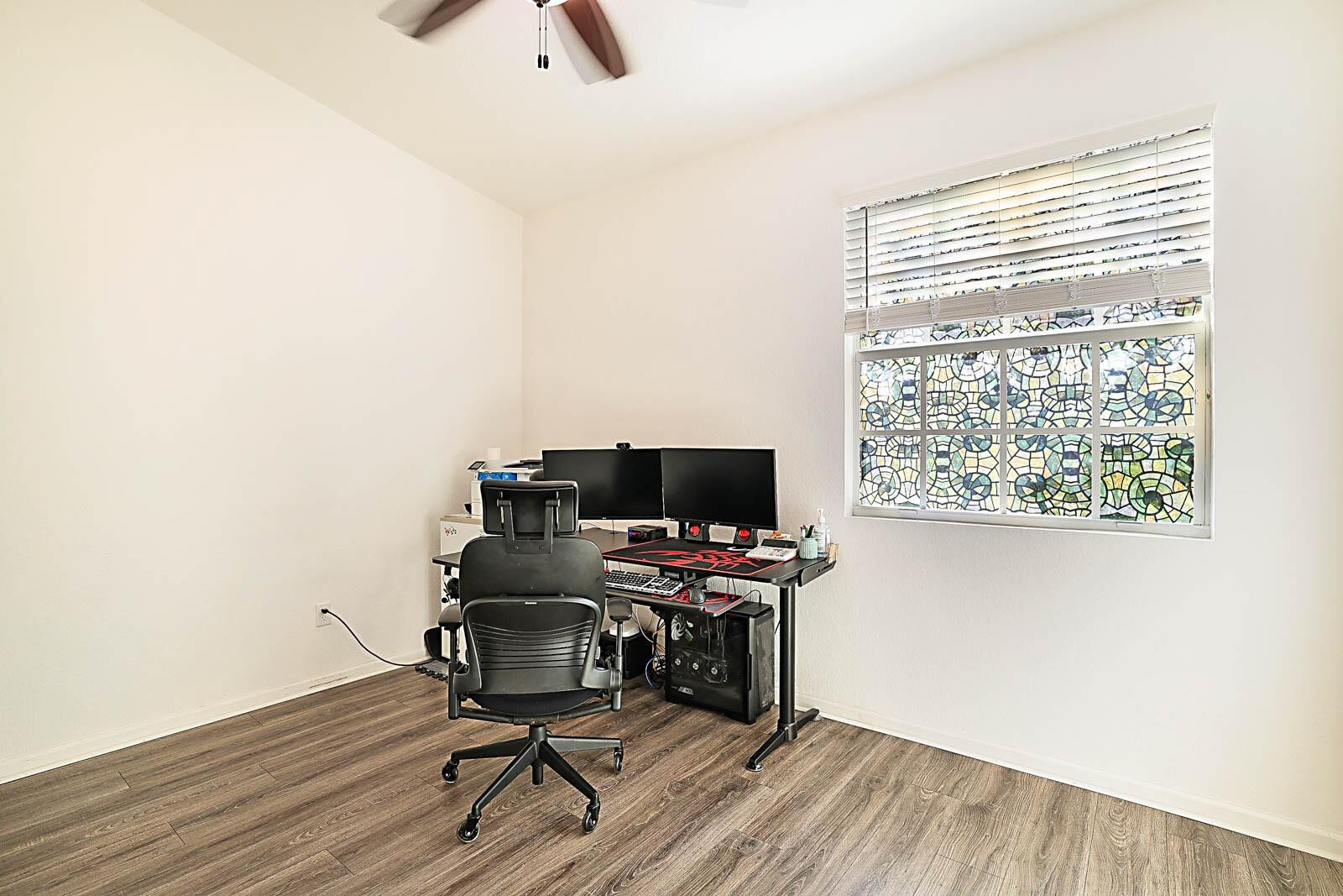 143 SW 7th St 143