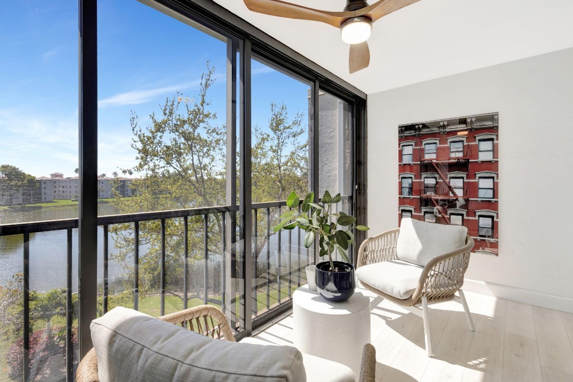 6093 Pointe Regal Cir N 401