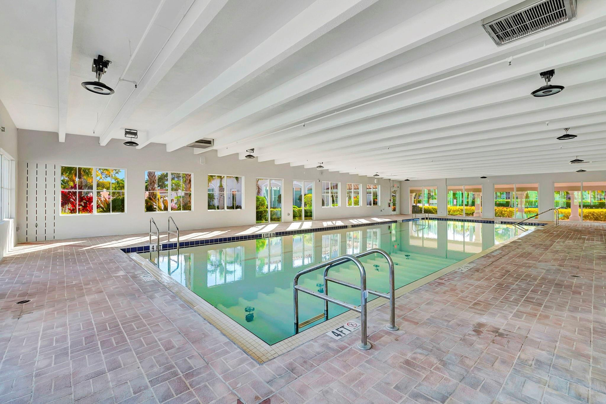 6093 Pointe Regal Cir N 401