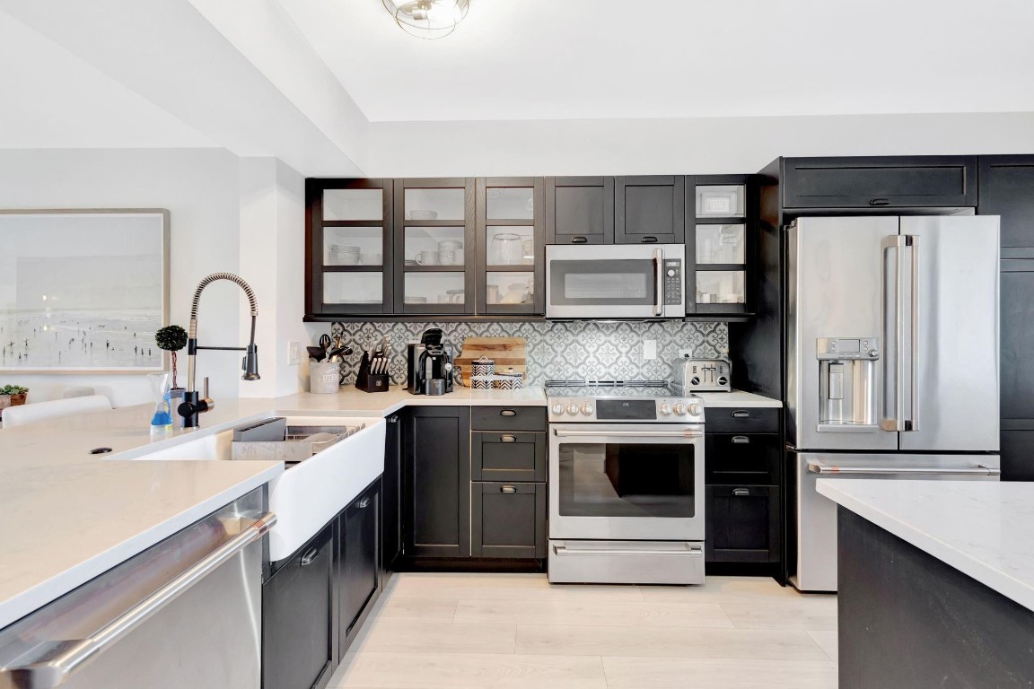 6093 Pointe Regal Cir N 401