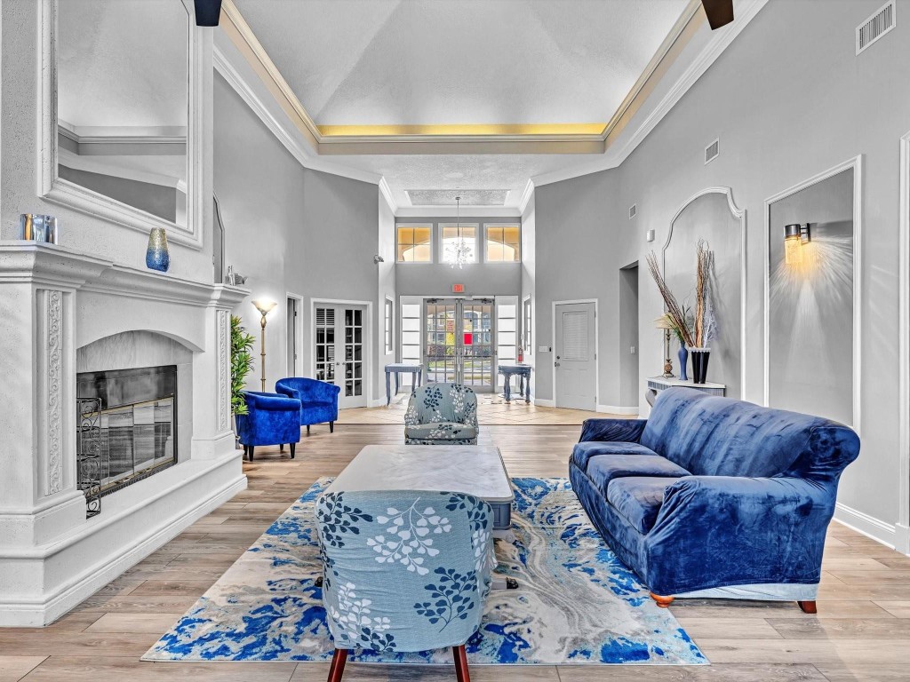 815 W Boynton Beach Boulevard 6-202, Boynton Beach Unit: 6-202