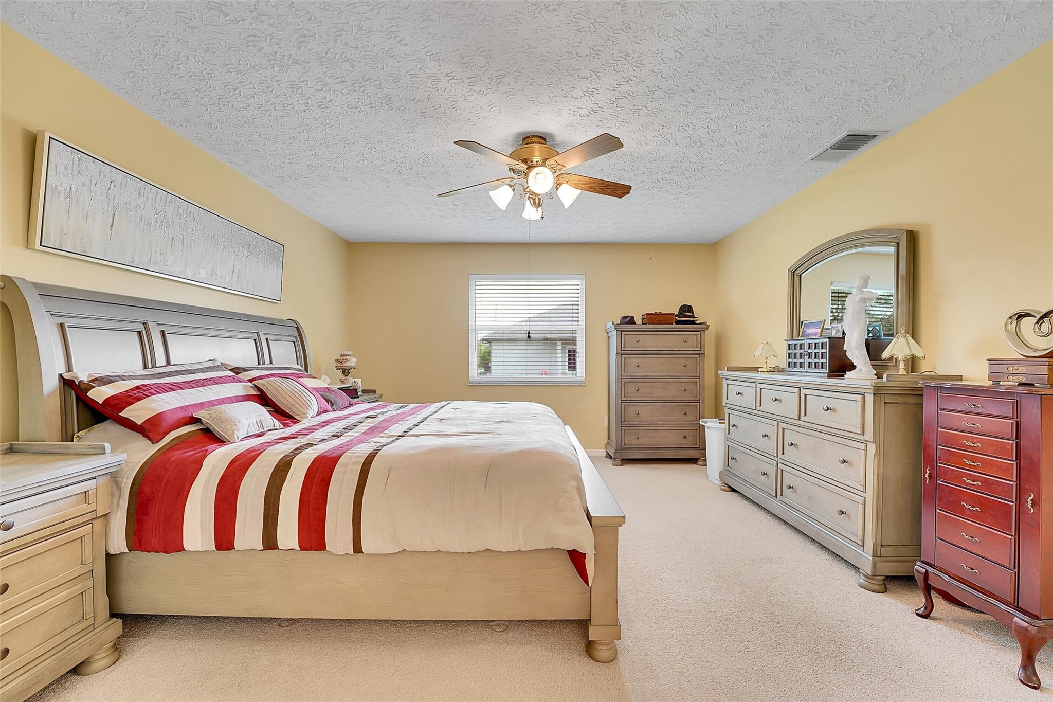 581 NW Colonial Street, Port St. Lucie