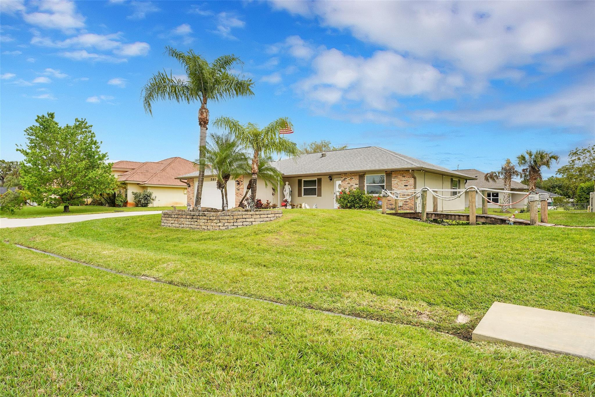 581 NW Colonial Street, Port St. Lucie