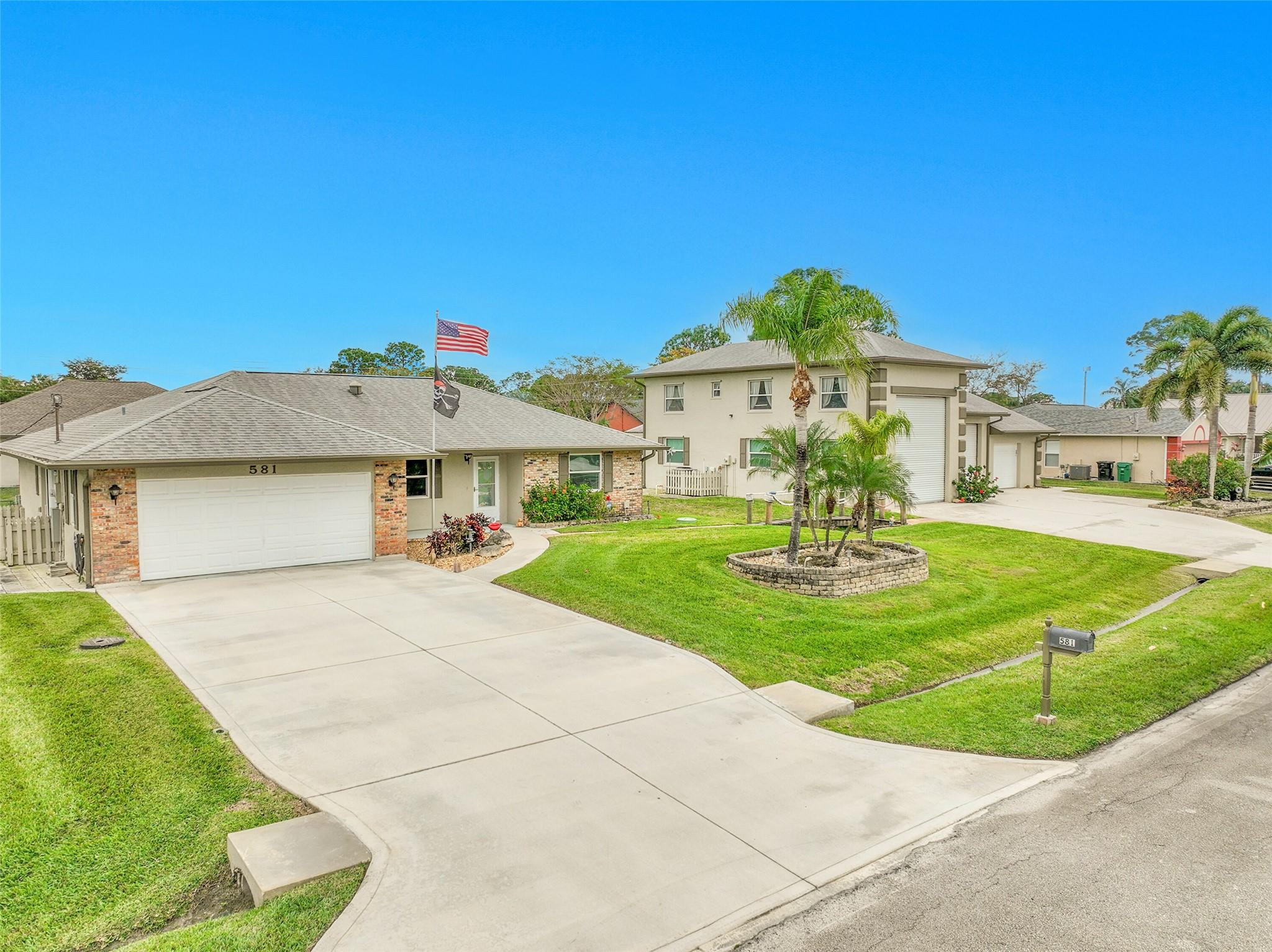 581 NW Colonial Street, Port St. Lucie