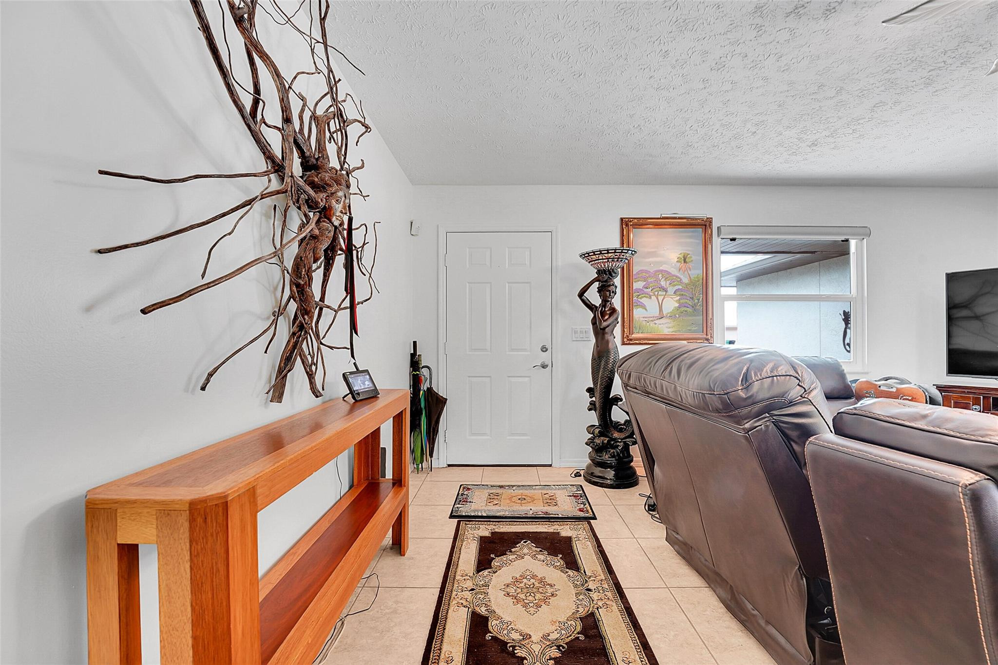 581 NW Colonial Street, Port St. Lucie