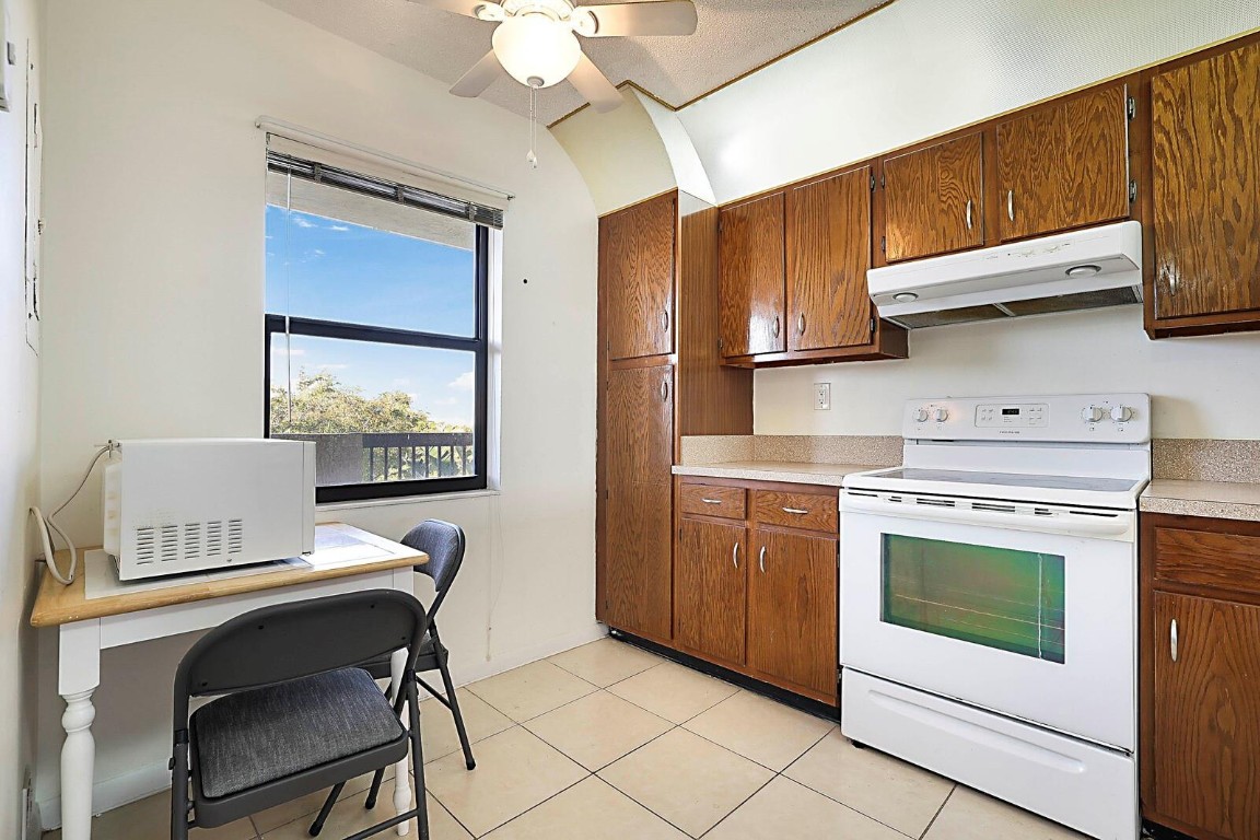 3000 NW 42nd Avenue B508