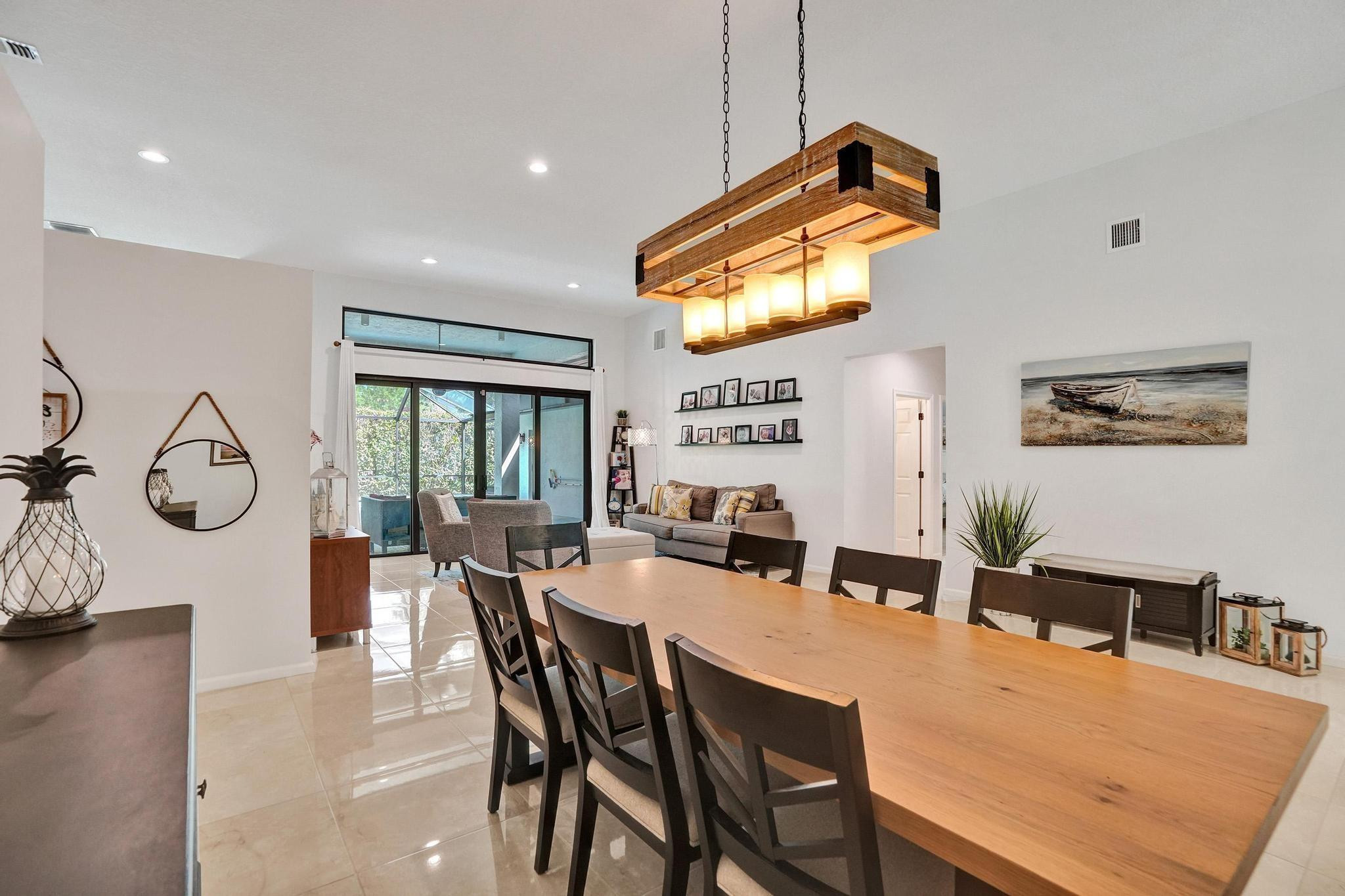 2143 Oakland Hills Way