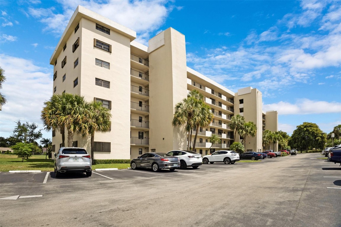 2430 Deer Creek Country Club Boulevard 410, Deerfield Beach Unit: 410