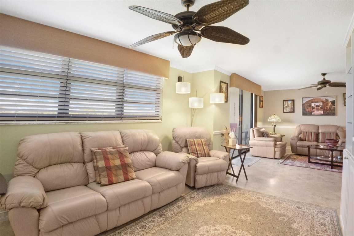 2430 Deer Creek Country Club Boulevard 410, Deerfield Beach Unit: 410