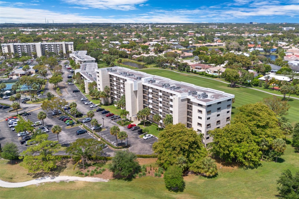 2430 Deer Creek Country Club Boulevard 410, Deerfield Beach Unit: 410