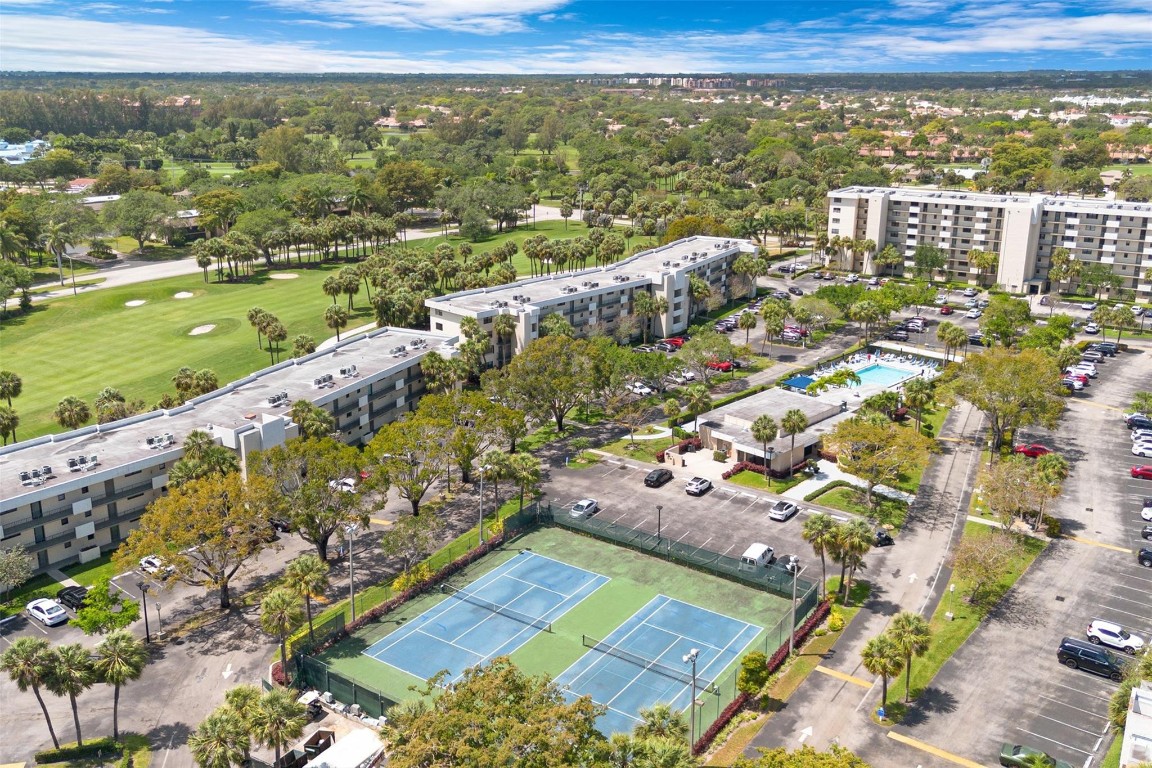 2430 Deer Creek Country Club Boulevard 410, Deerfield Beach Unit: 410