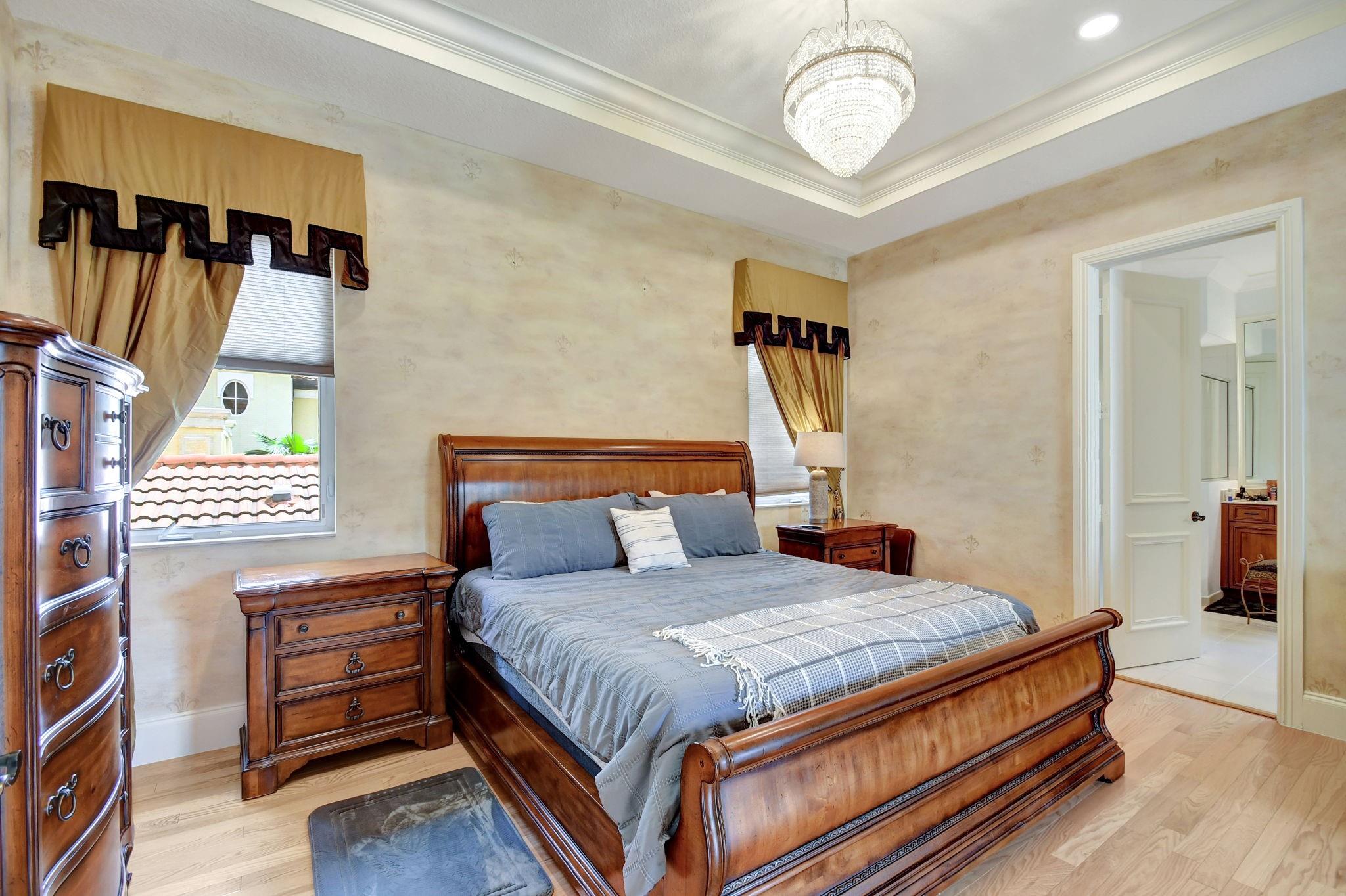 6453 Montesito Street