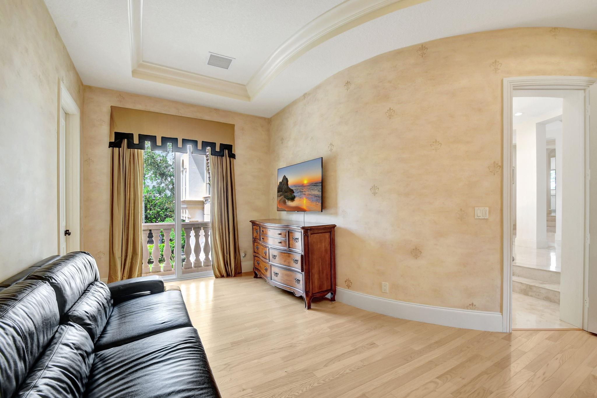 6453 Montesito Street