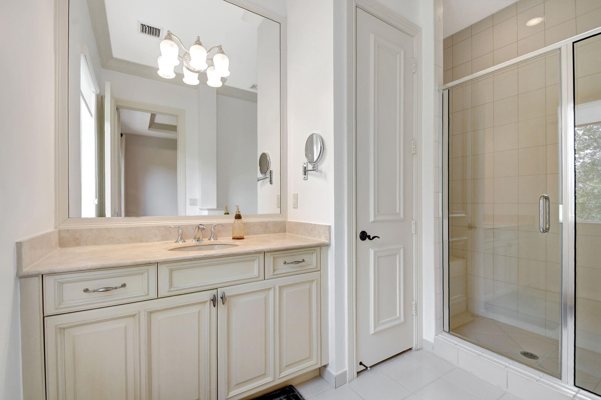 6453 Montesito Street