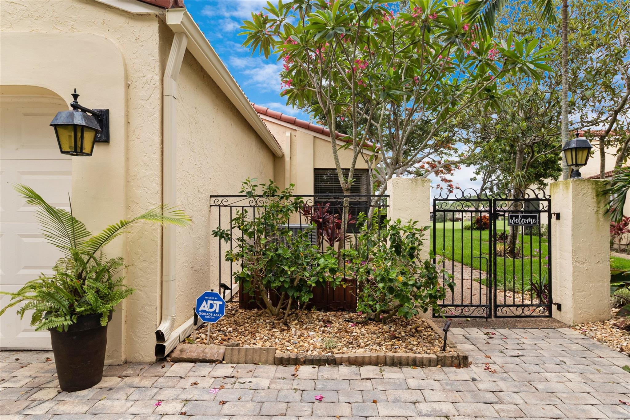 654 Dc Emerald Way, Deerfield Beach