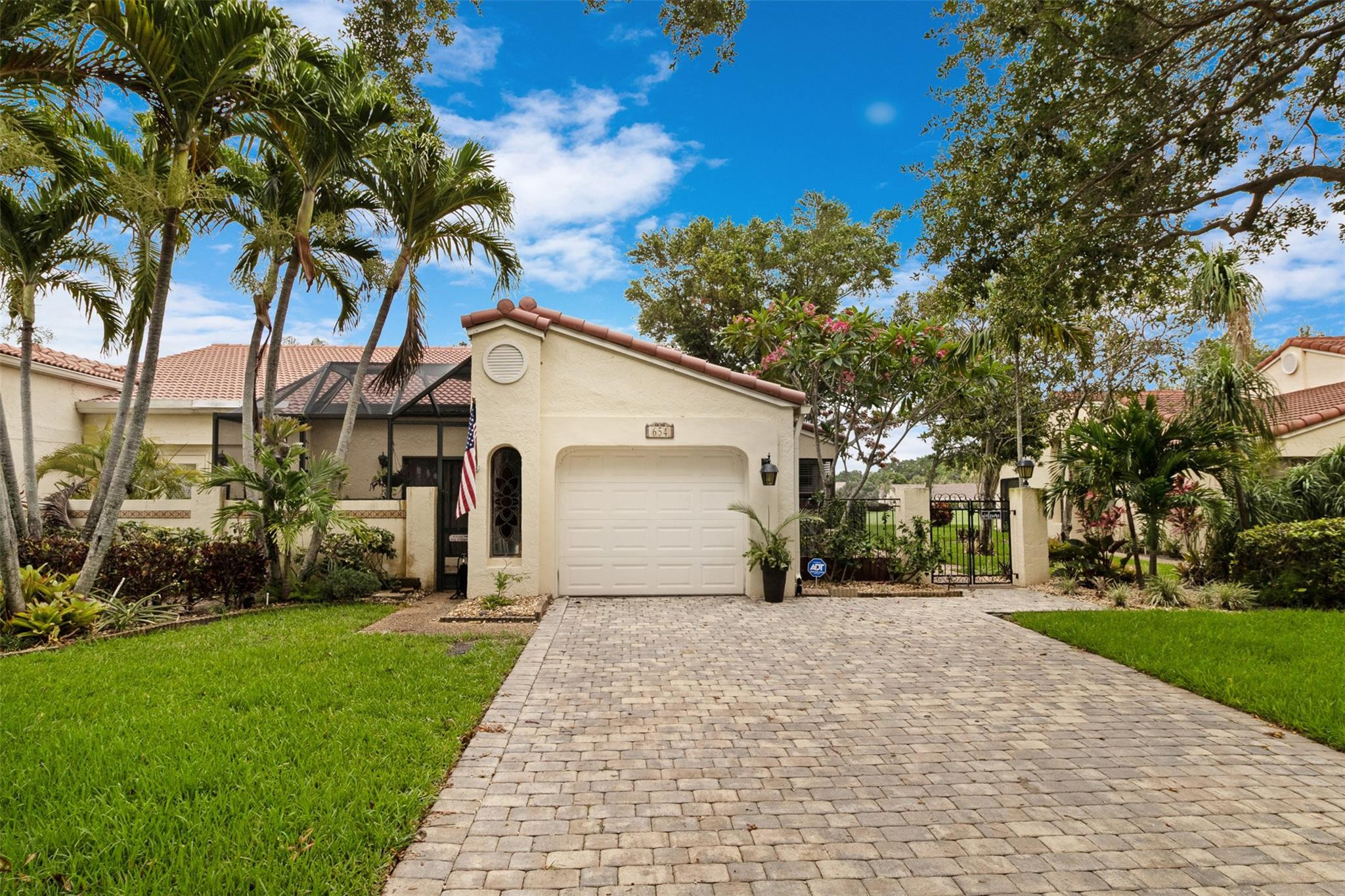 654 Dc Emerald Way, Deerfield Beach