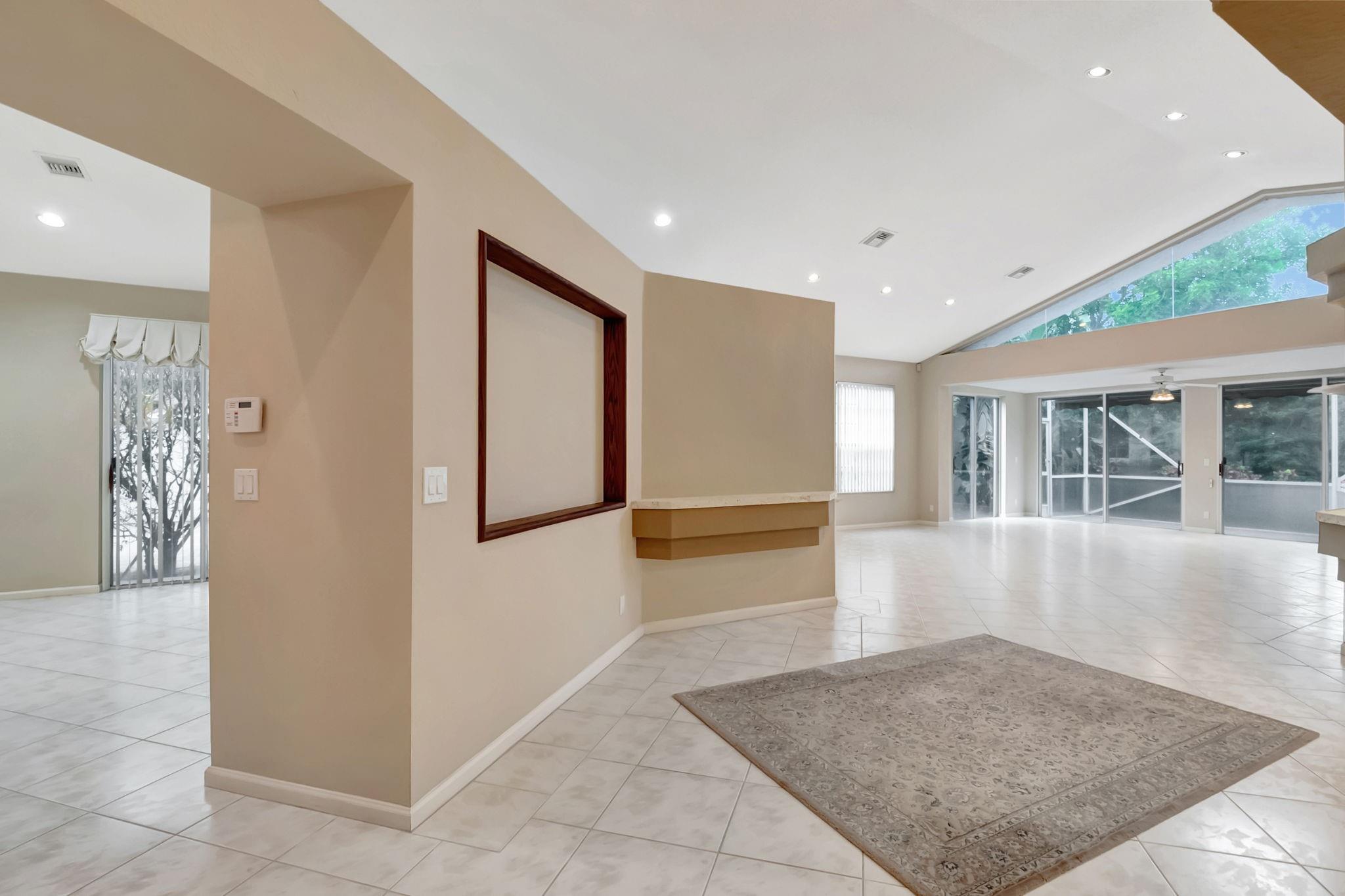 11081 Springbrook Cir