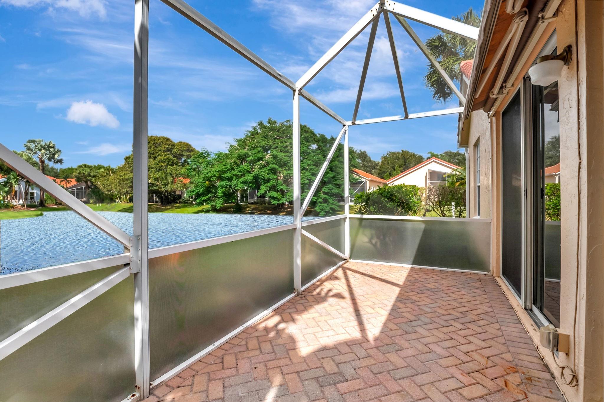 11081 Springbrook Cir