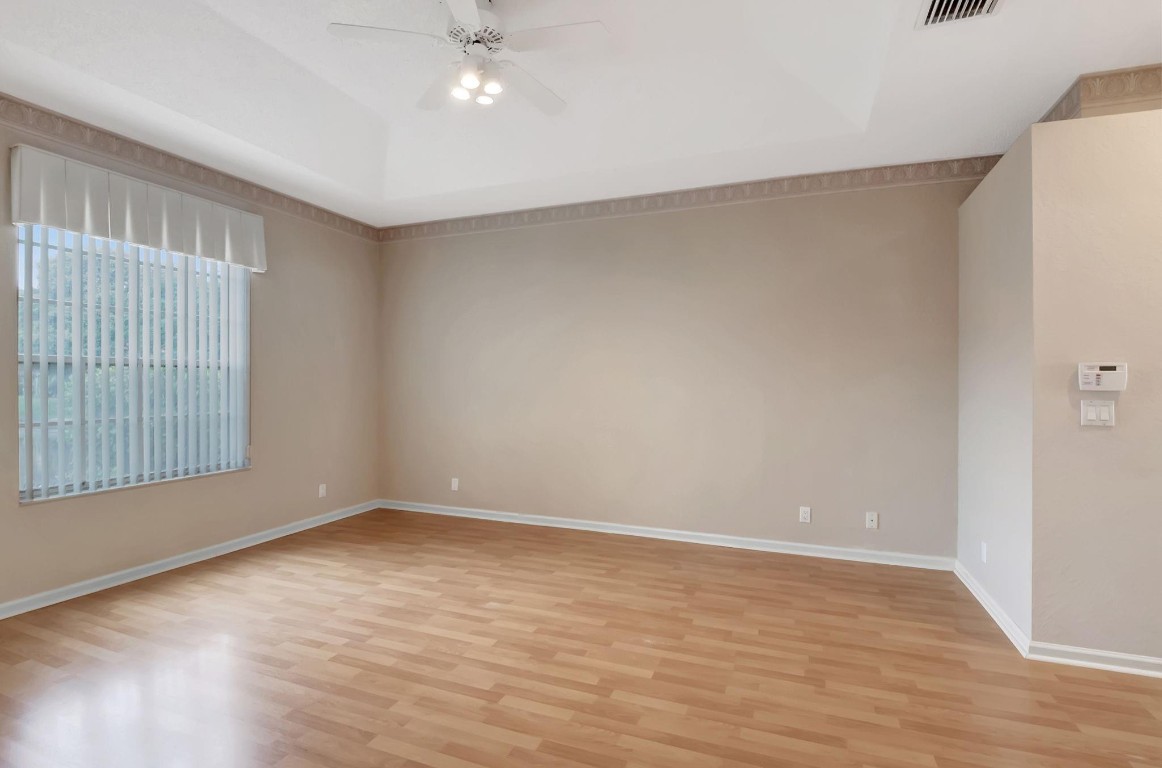 11081 Springbrook Cir