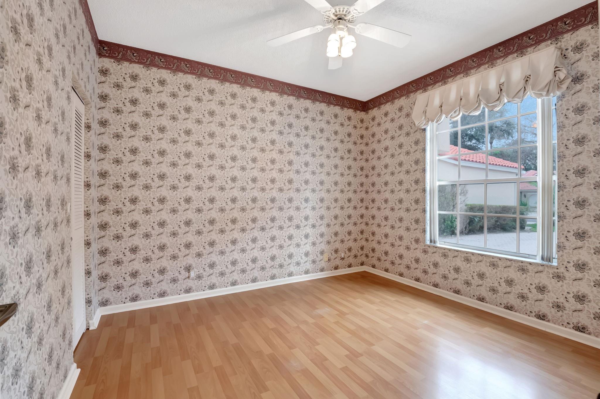 11081 Springbrook Cir