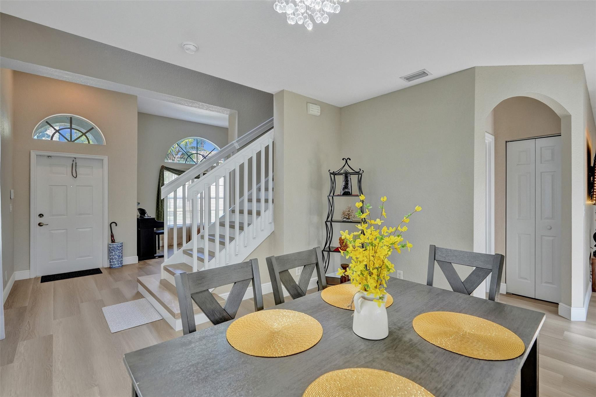 636 NW 127th Ave