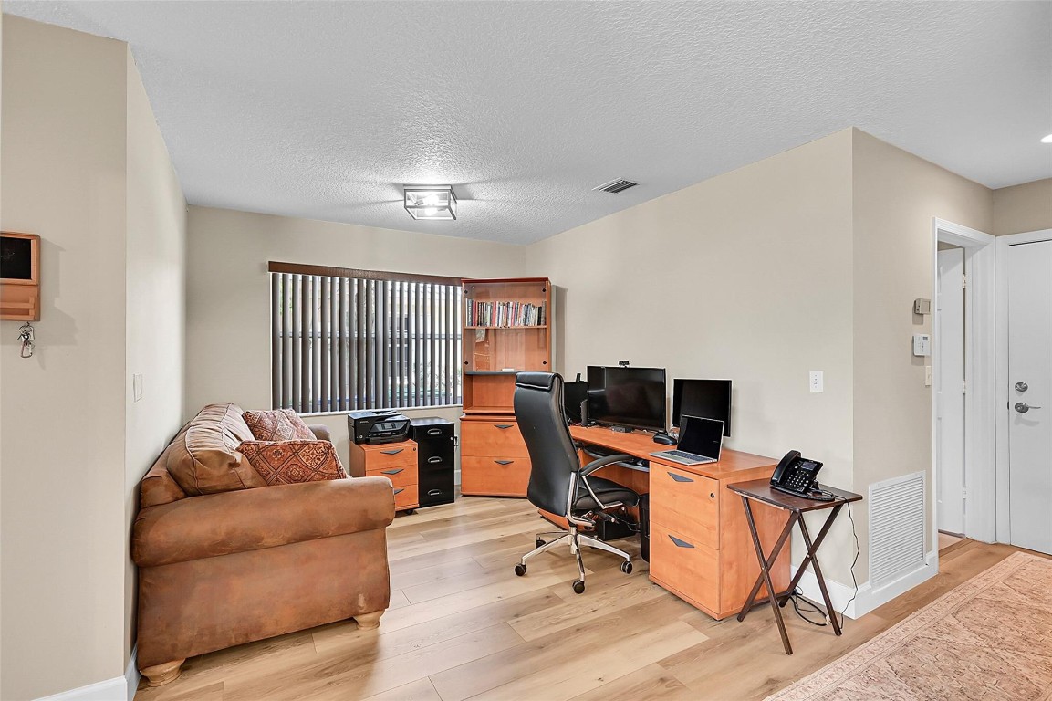 5362 NW 117th Avenue