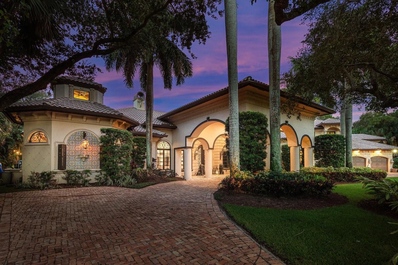 16389 Bridlewood Cir