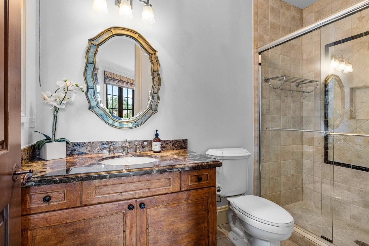 16389 Bridlewood Cir