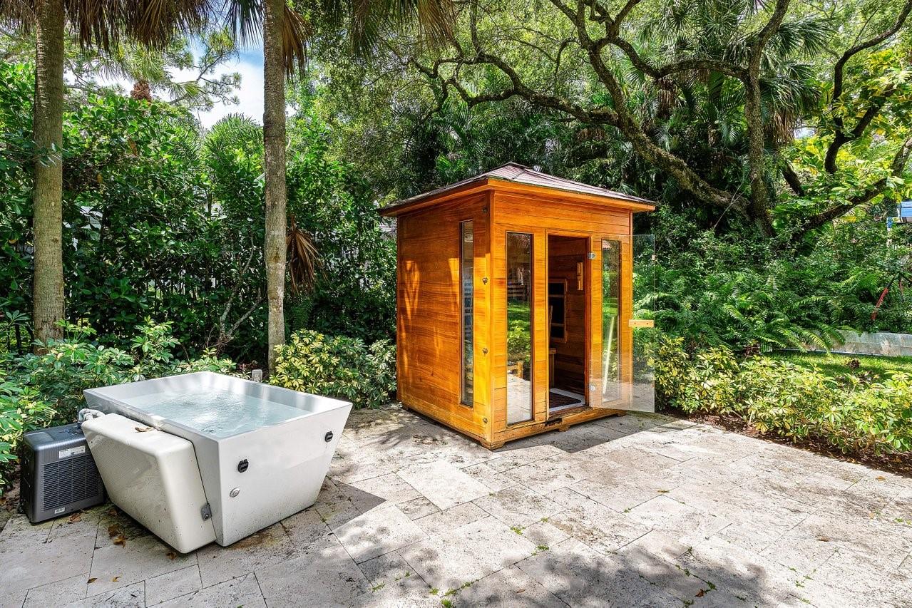 16389 Bridlewood Cir