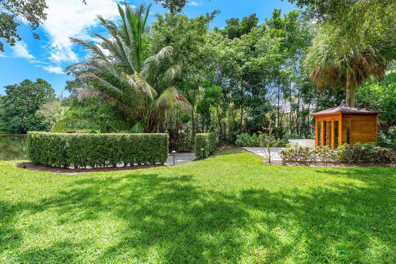 16389 Bridlewood Cir