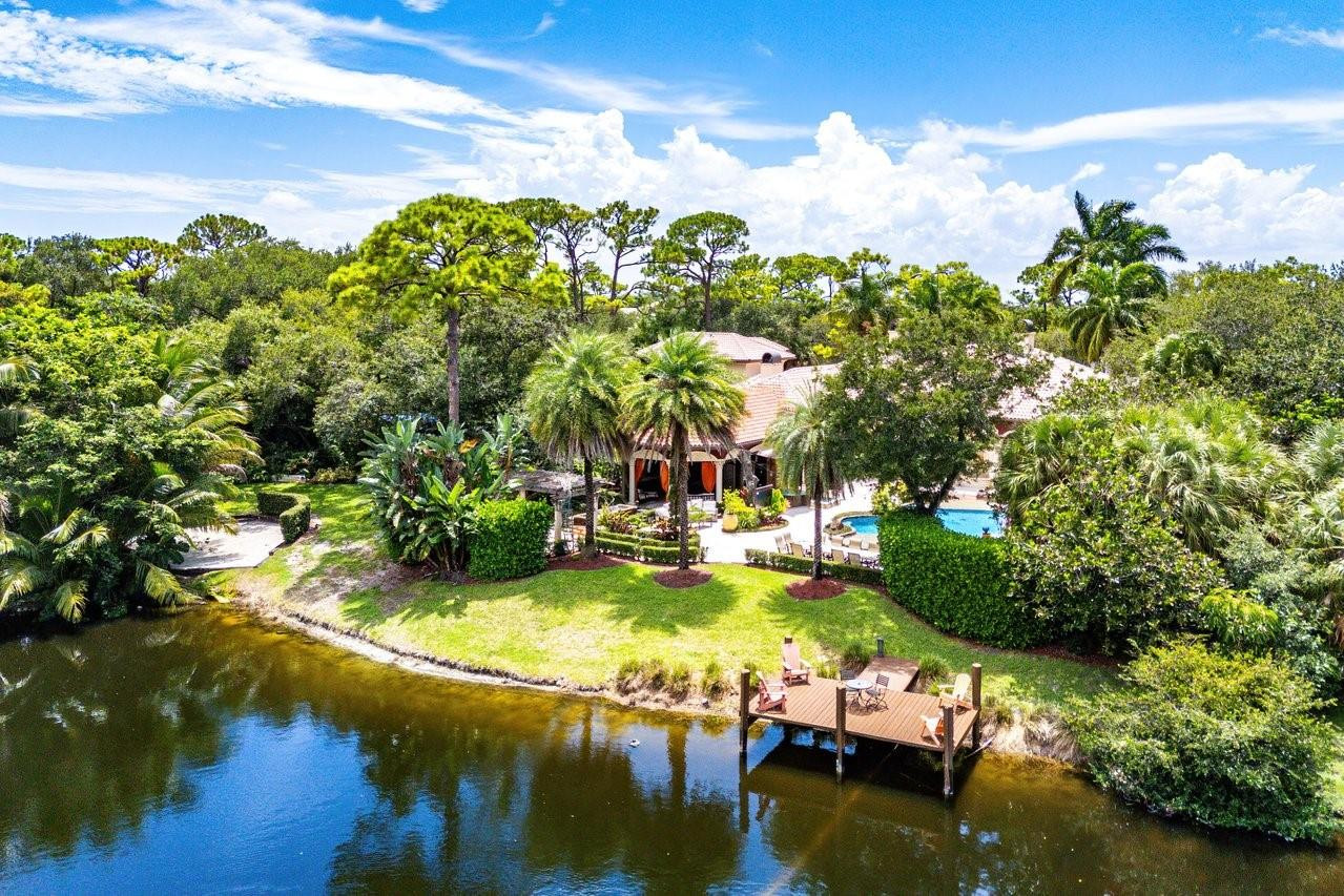 16389 Bridlewood Cir