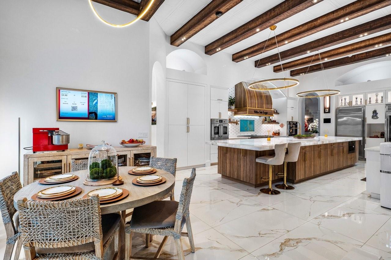 16389 Bridlewood Cir