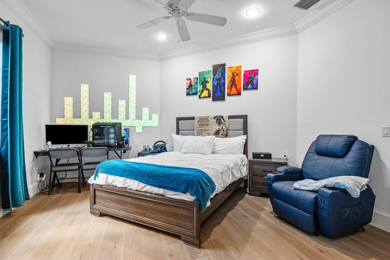 16389 Bridlewood Cir