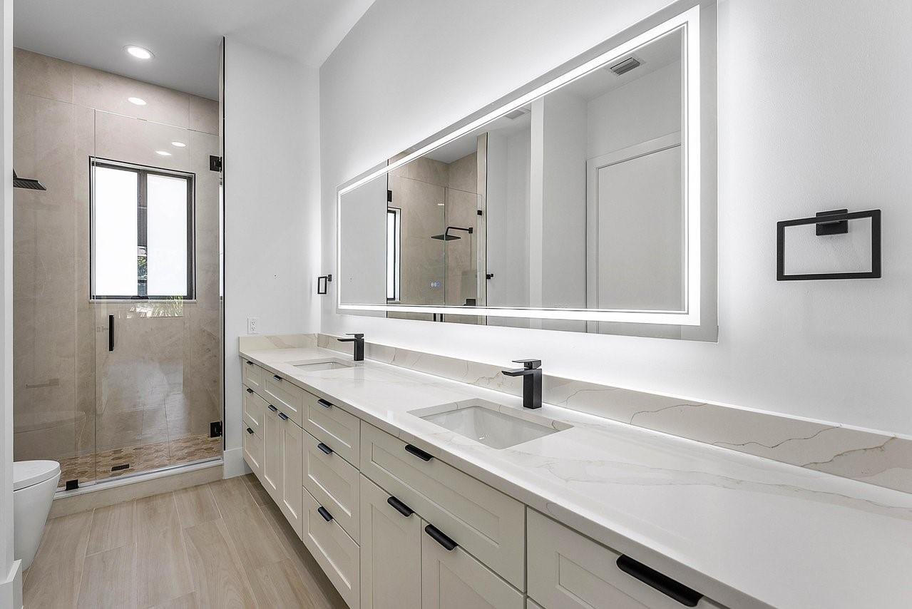 17849 Villa Club Way